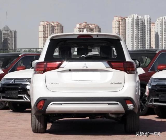 17万多元三菱新款欧蓝德，网友：合资SUV界高性价