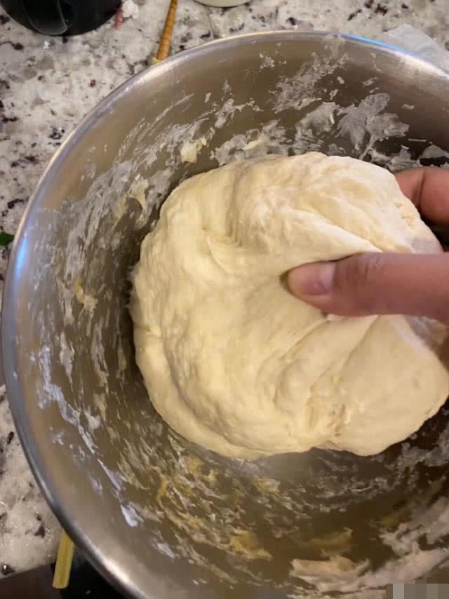 继“糊底”之后再翻车？从北漂到人生赢家，邓