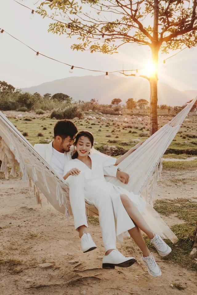 人均500元！这座有海有羊有草原的小城，随手一拍尽显异国风情