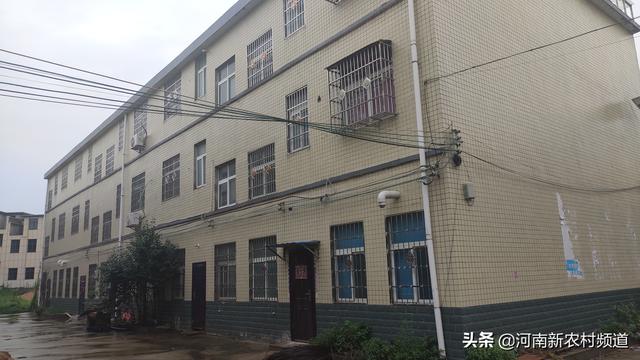 征地建起“大市场”不卖农资改“卖房”