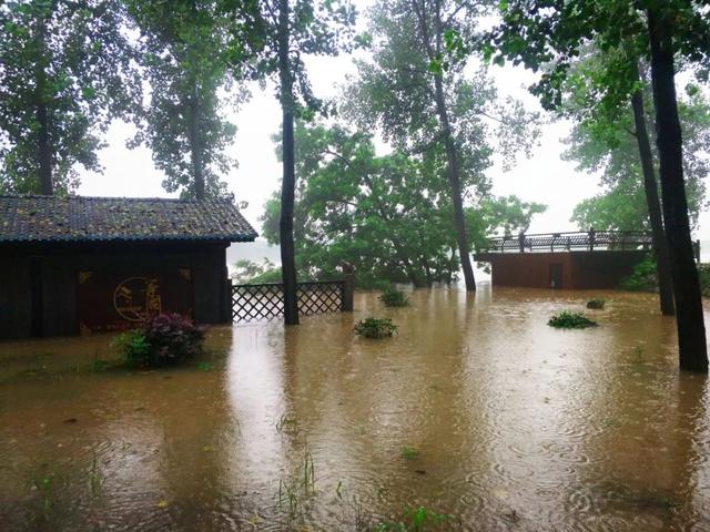 澧县暴雨橙色预警，彭山景区越挫越勇，风雨过后等您见彩虹