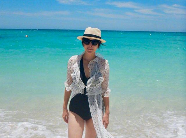 1990年，刘嘉玲遭绑架，被爆“裸照”，那3小时噩梦发生了什么？