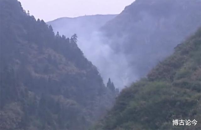 深山中的\"白毛女\"：隐居30年，惨遭魔爪