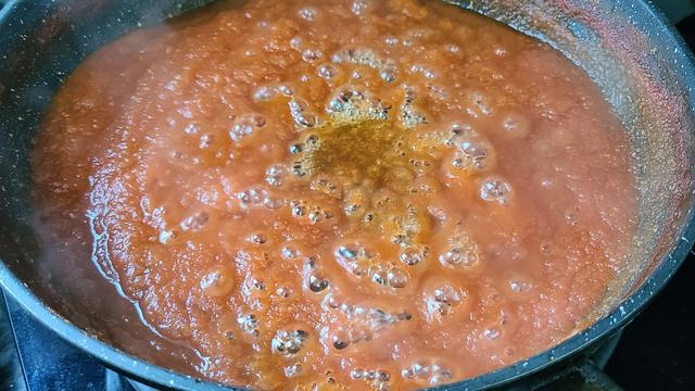 番茄酱的家常做法，教你在家轻松做出来，简单好吃，味道很棒