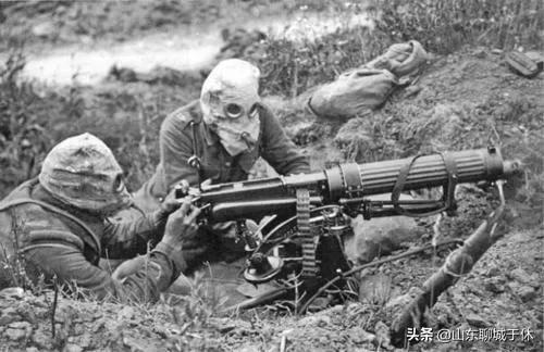 改变历史的一枚炮弹新兵打偏了一发炮弹，却成