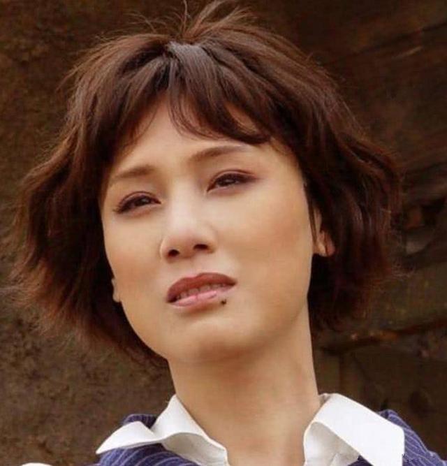 患癌|演员李建群患癌去世年 曾出演过《康熙王朝》中温柔善良的容妃娘娘