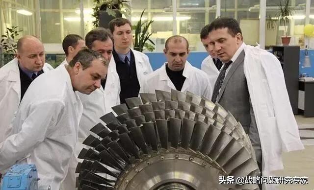 俄罗斯曝光重要战机发动机工厂