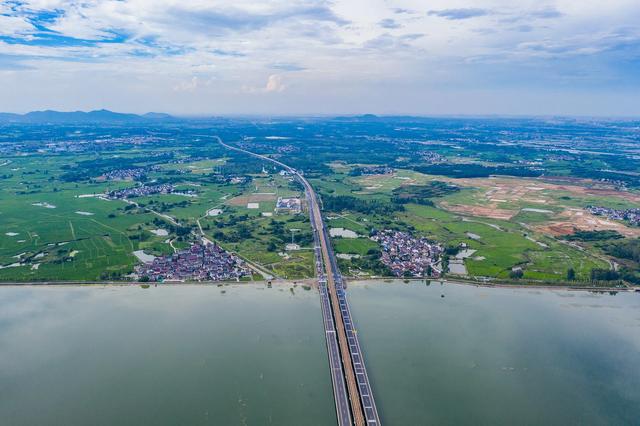 之镜|南京天空之镜石臼湖 这才是碧水共长天一色