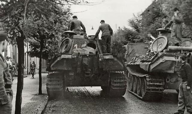 二战德国党卫军装甲师的编制，能吊打同时期两