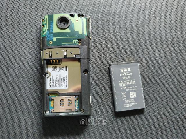 內置機械硬盤！諾基亞曾經的黑科技手機N91詳細拆解+硬件簡單分析
