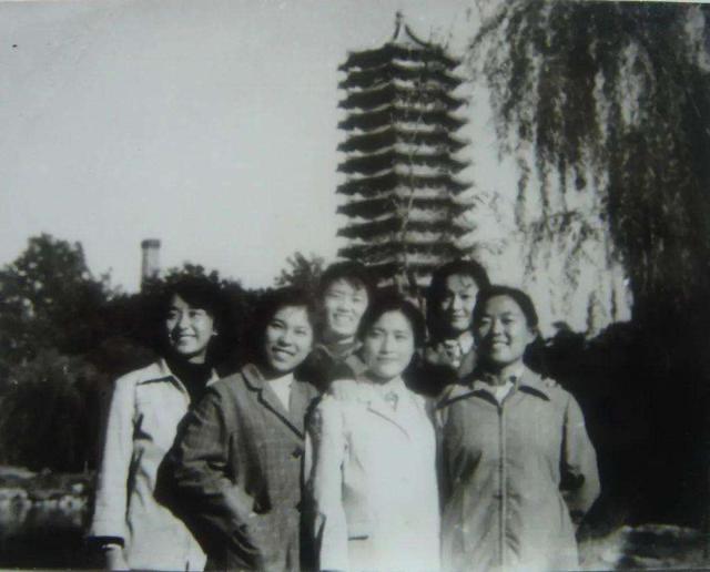 1997年，全国第一个女状元语文仅差一分就满分，