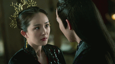 明明演得一般，却被粉丝吹成演技炸裂，网友：