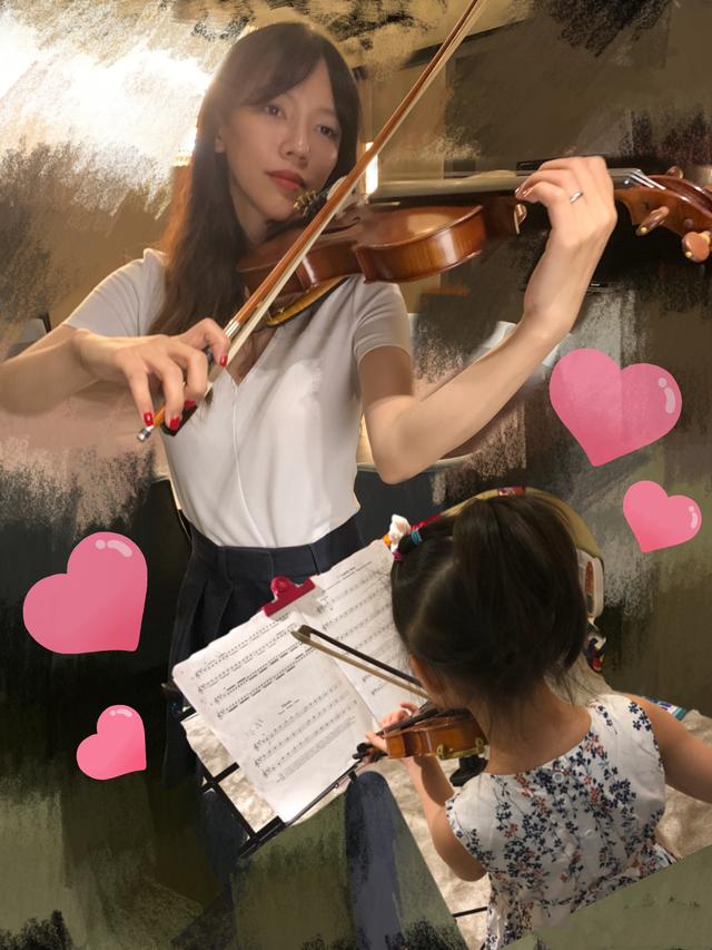 王力宏大女儿6岁生日，和妹妹蓄长发后剪掉送癌症病童，超有爱心