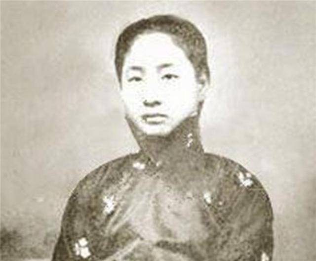 小凤仙的结局有多悲惨？再嫁给锅炉工当继母，