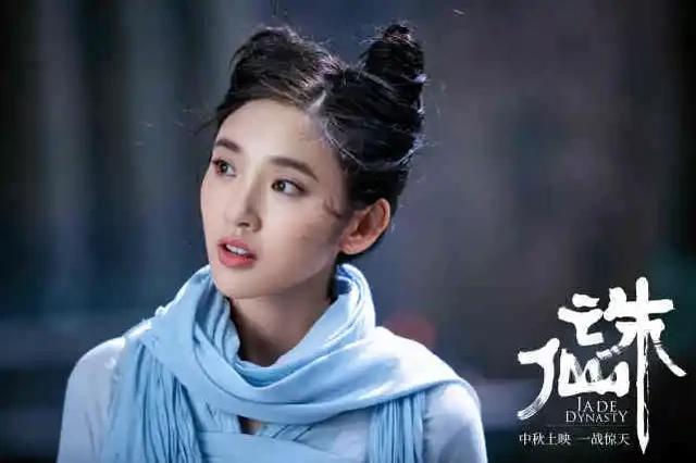 其他女艺人产后复出状态好，现在就看她的了，男方事业也越来越好