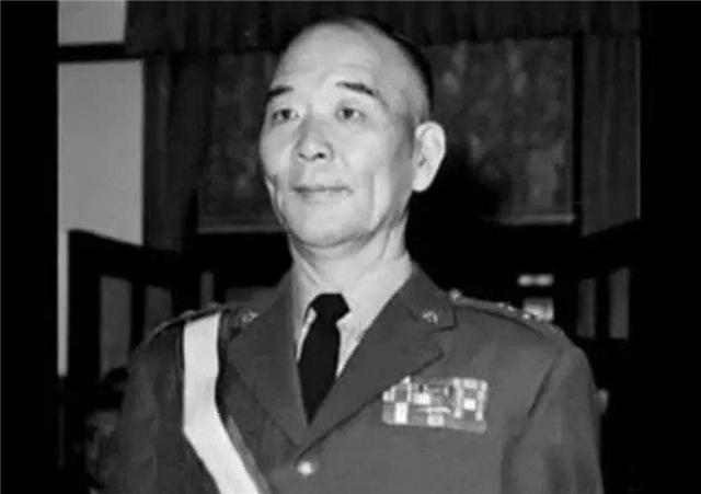 三大战役中，为何淮海战役最难大？参军的国军