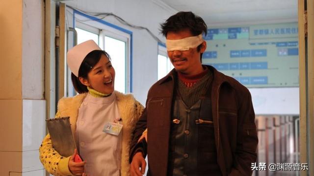 王宝强这部被低估的电影，尽显小人物本色，堪称中国版《小丑》