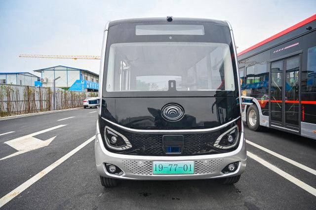 國內首條！這一智能公交線路“駛入”鄭州，首批上線14輛自動駕駛巴士