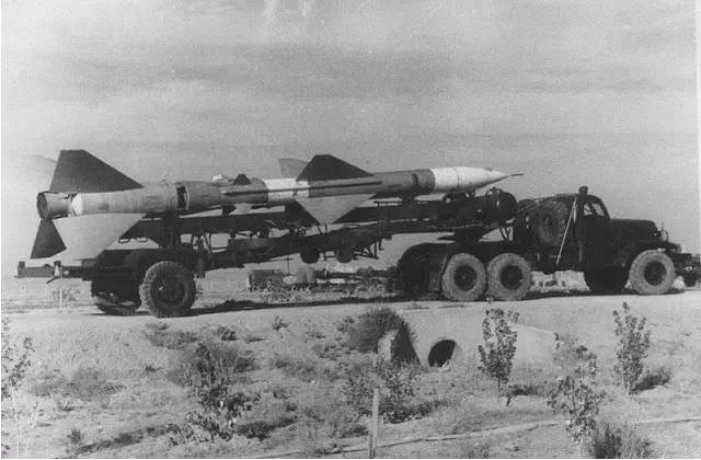 中国首款“太空无人机”：代号无侦8，能在大气层边缘“打水漂”