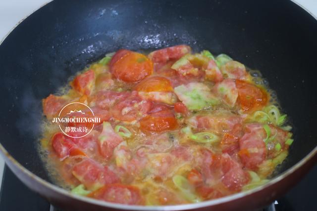 大热天不想吃饭时，就爱煮这碗面，酸爽可口，一碗打不住