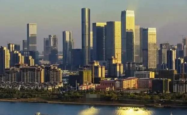 城市竞争白热化，济南、南宁推出史上最低落户