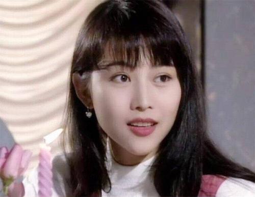 蔡少芬和张晋的家有多宽？HK房价寸土寸金，这确定是明星的家？