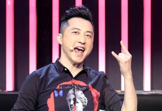 庾澄庆粉丝挑大梁，发文怒斥伊能静，当年的八卦也是够乱的