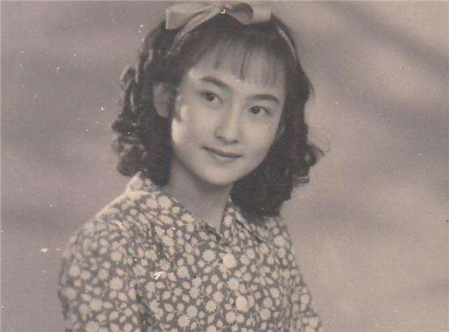 37年前是兄妹，37年后是夫妻，俩人相伴40年，外