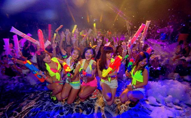 台湾综艺为何这么\"敢玩\"？一切尽在导演