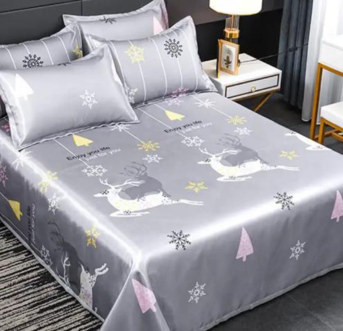 你还在睡草席和竹席吗？夏天选凉席认准冰丝席，不开空调也能睡好