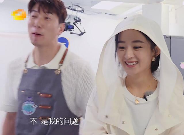 林大厨对赵丽颖也太好了吧，切肉时狂夸不停，