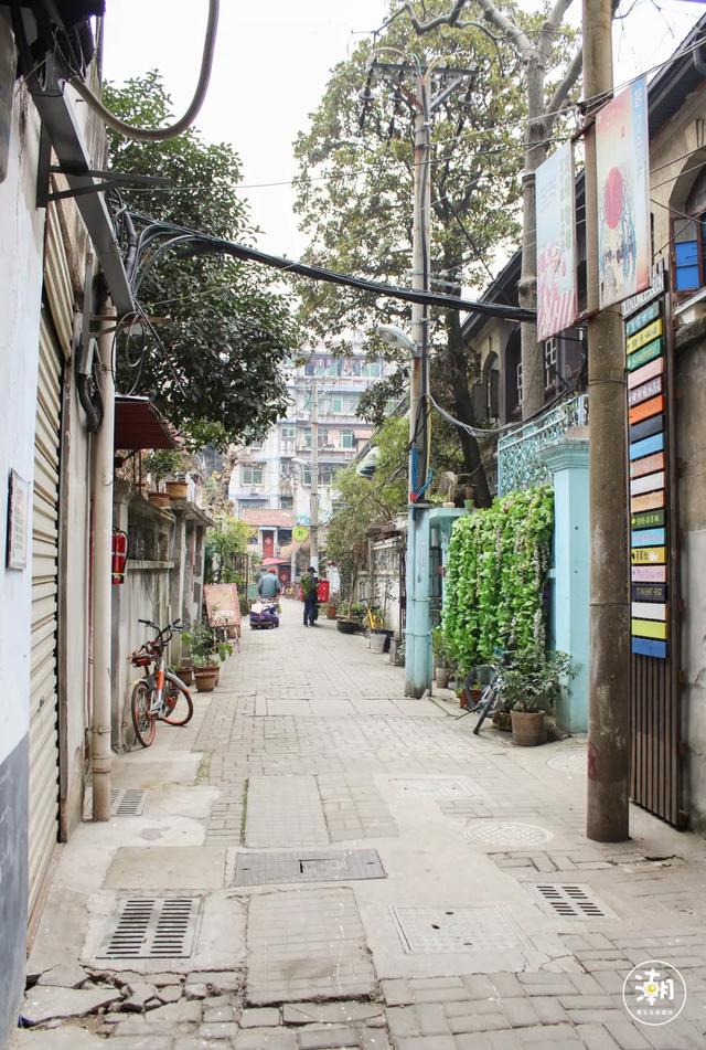 100米，它是武汉最短但网红店最多的一条街