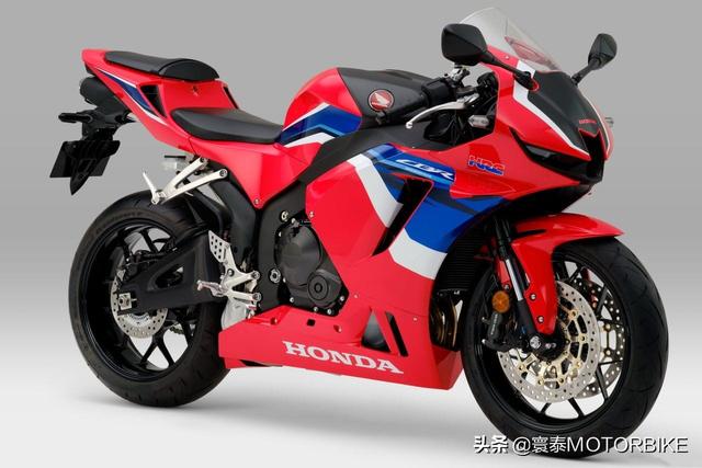 全新本田CBR600RR将于8月21日正式发布！先睹为快