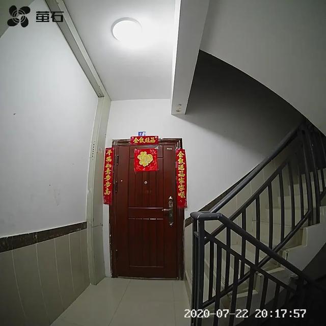 担心智能门锁不安全,带视频功能的黑科技产品来了
