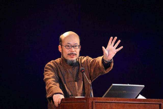 新评古今人物之王东岳：物演通论凌绝顶，递弱代偿山外山。