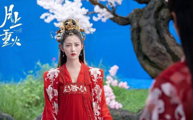 《月上重火》为什么没《香蜜》火？三方面分析