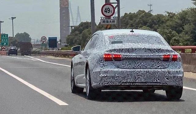 奥迪被上汽“玩坏了”，国产A7L变成“拉皮A6L”