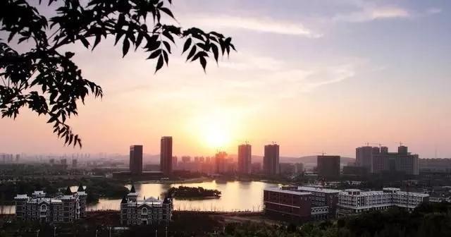 苏北经济最强的城市，GDP突破7000亿元，未来有可