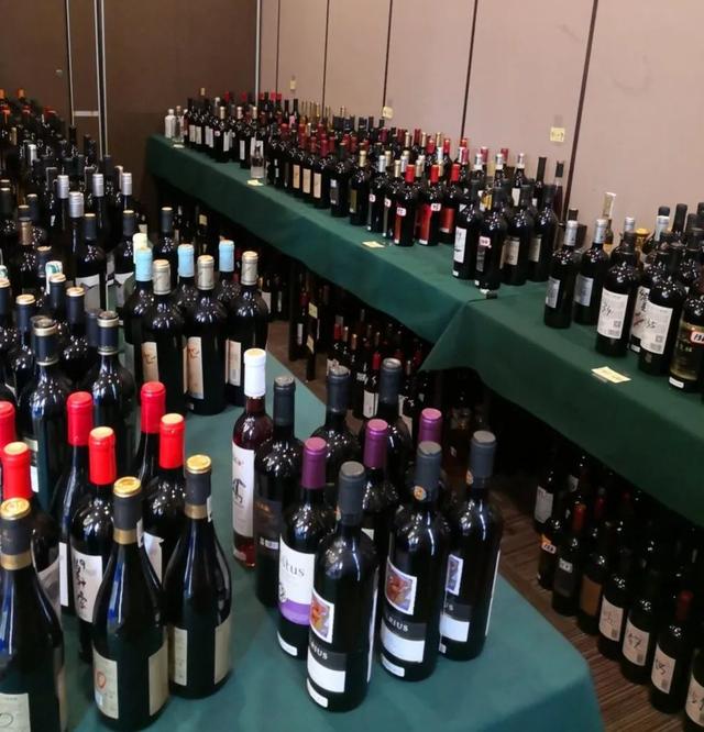 四川天府高山葡萄酒品牌荣获第11届（2020）亚洲葡萄酒质量大赛“三金四银”