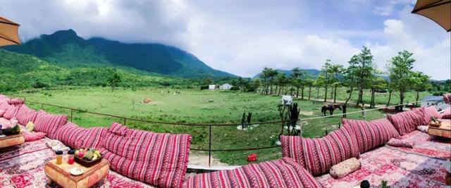 人均500元！这座有海有羊有草原的小城，随手一拍尽显异国风情