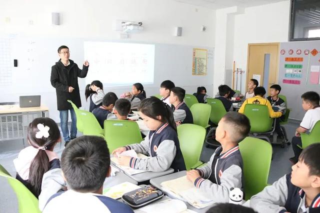 家长说 | 对比过国内外，探过北上广深，我为什么选择英迪？