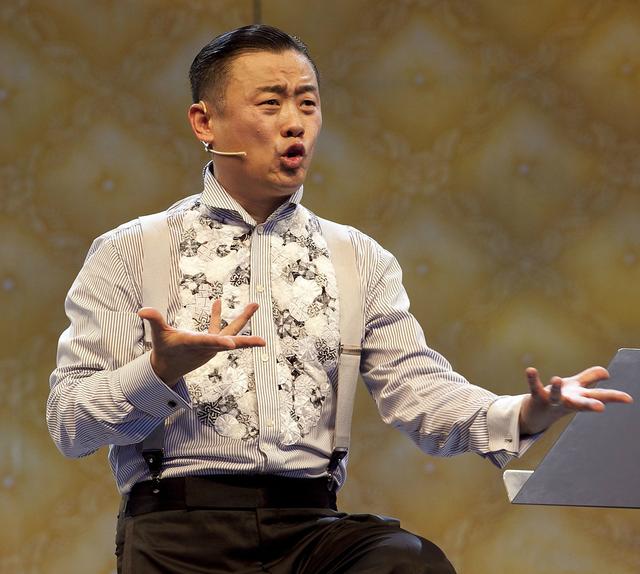 就在今天！那个骂李咏打岳父还涉毒的周立波，算是彻底翻车了