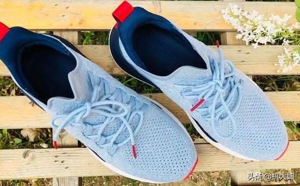 小米出香港脚克星！内置“大空调”，分子级除臭，网友：防滑不？