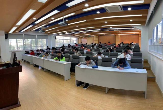 2020河南特崗開考在即，一份備考攻略送給你