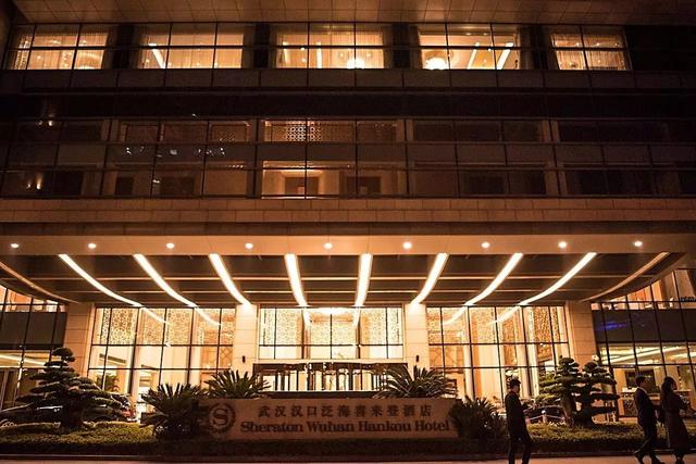 武汉豪车最多的7家停车场大曝光！贫穷限制了你