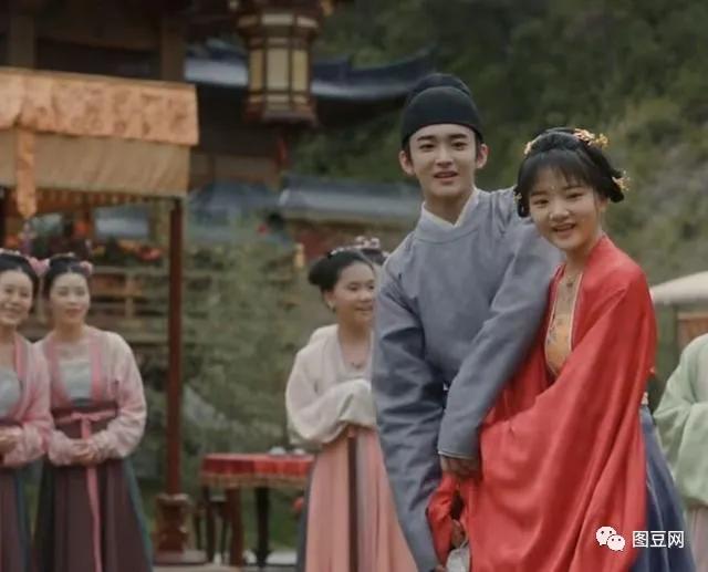 清平乐结局：王凯临死抱住丹姝示爱，徽柔抑郁而终，怀吉孤独终老