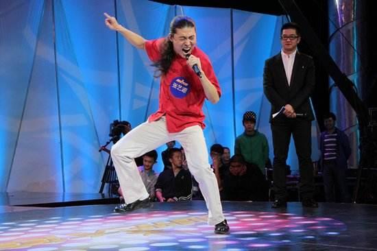 综艺上秀演技的咆哮哥张艺源，出专辑、当男主、做明星