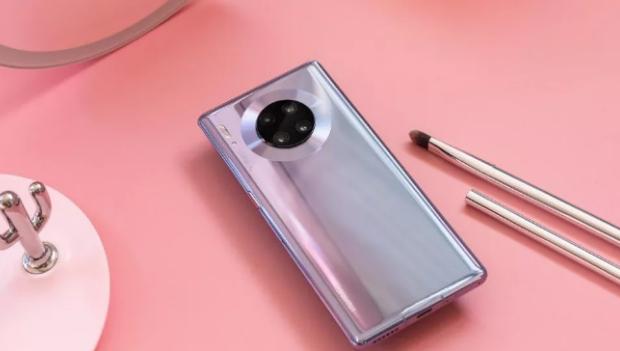 安兔兔AI性能榜发布被喷，华为麒麟990 5G垫底？