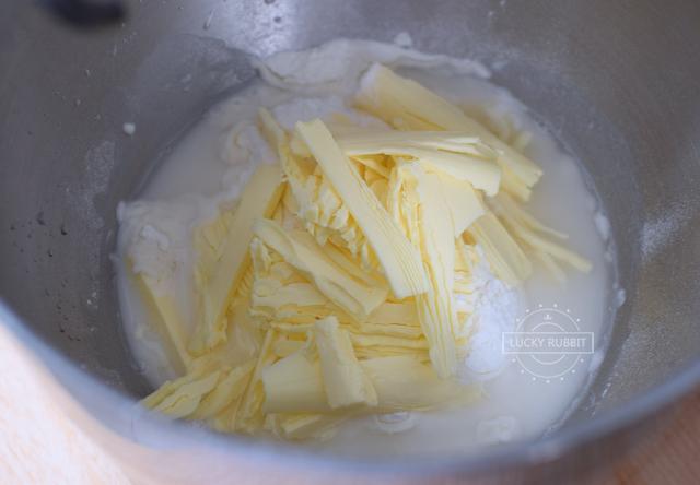 自制绿豆酥太成功了，层层起酥，咬一口掉一地，做法原来这么简单