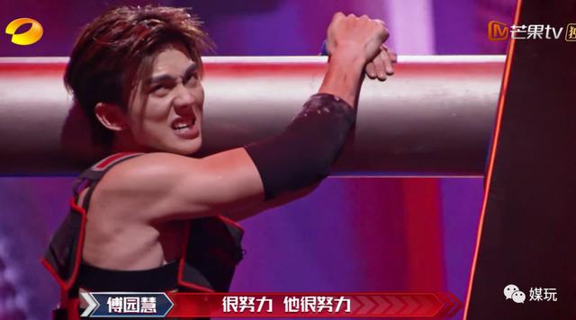 《运动吧少年》首播测评：这不是肌肉男选秀，这就是道具综艺